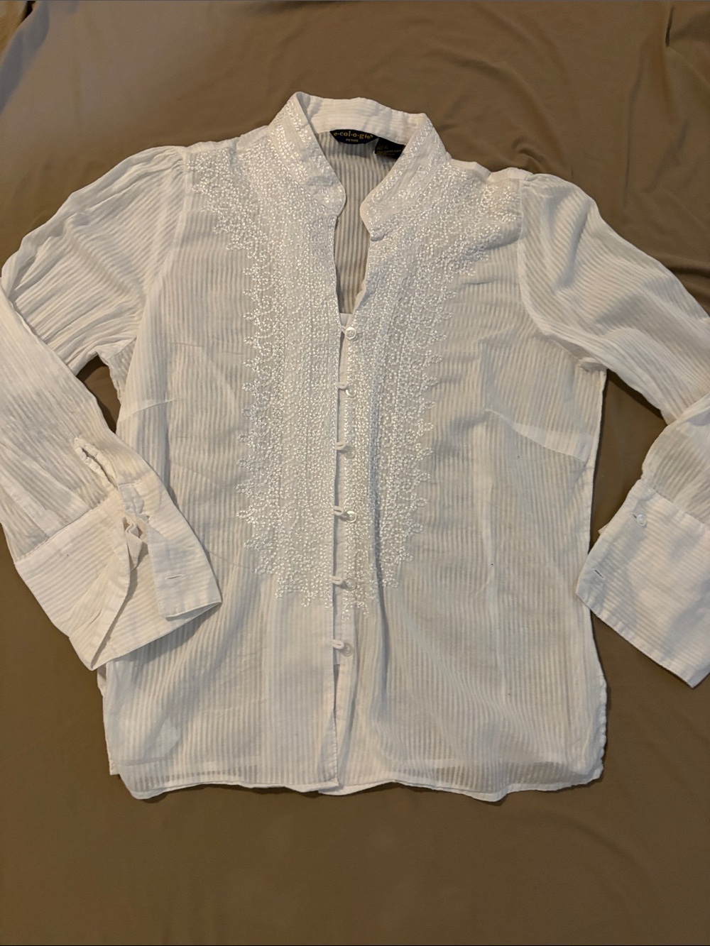 Lightweight White Embroidered Mandarin-Collar Blouse